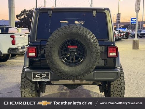 Used 2024 Jeep Wrangler Unlimited Sport AWD/4WD image 6