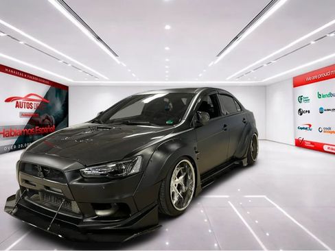 Used 2014 Mitsubishi Lancer Evolution GSR image 4