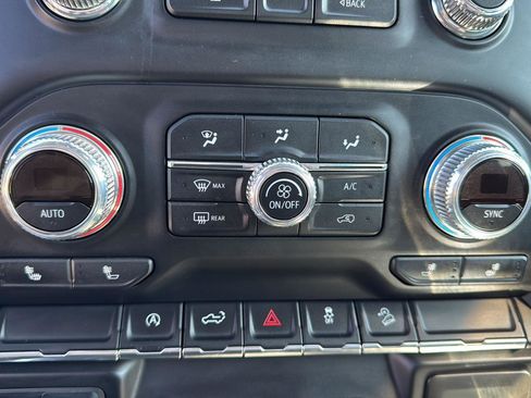 Used 2019 GMC Sierra 1500 Elevation image 16