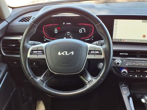 Used 2025 Kia Telluride S AWD/4WD image 21