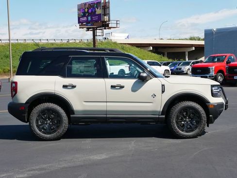 New 2025 Ford Bronco Sport Outer Banks w/ Sasquatch Outer Banks Package AWD/4WD image 8