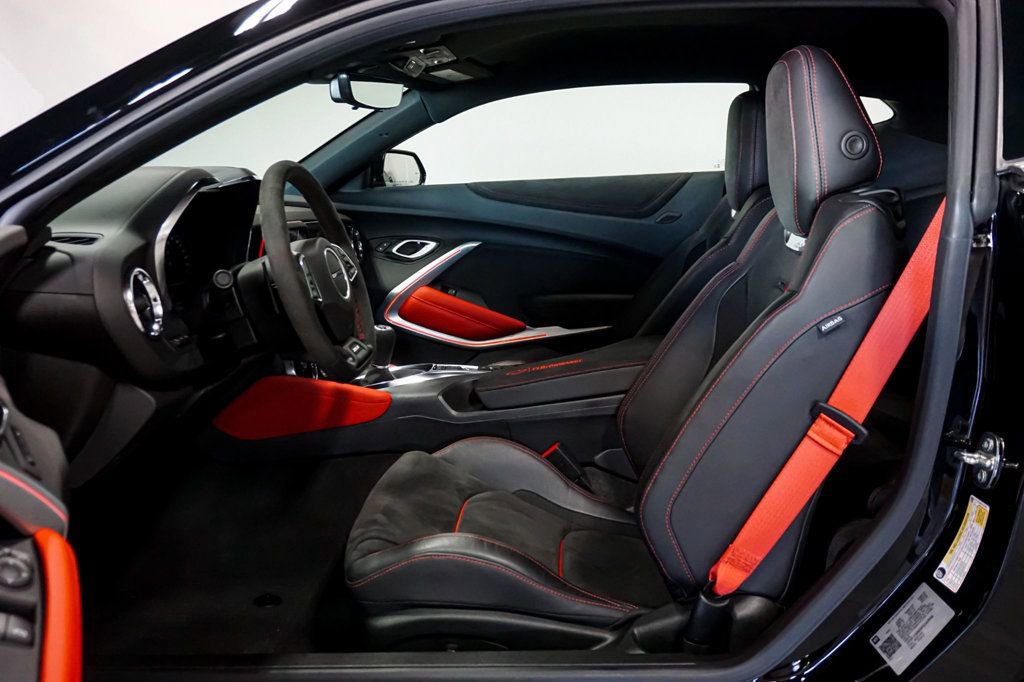 Used 2023 Chevrolet Camaro ZL1 RWD image 8