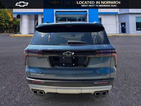 New 2026 Chevrolet Traverse LT w/ Driver Confidence Package FWD image 6