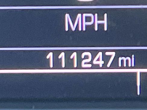 Used 2018 GMC Yukon SLE w/ HD Trailering Package image 11