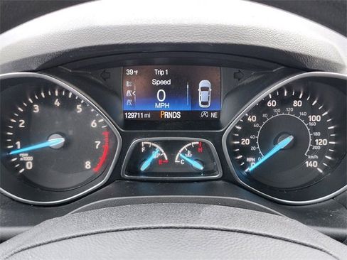 Certified 2017 Ford Escape SE w/ SE Cold Weather Package image 29