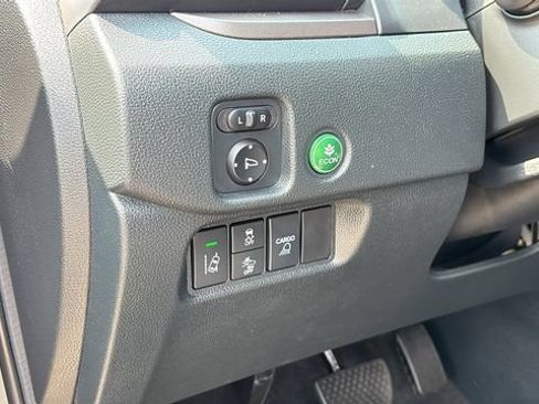 Used 2023 Honda Ridgeline RTL image 11