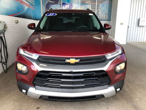 Used 2023 Chevrolet TrailBlazer LT image 2