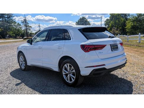 Used 2025 Audi Q3 2.0T Premium image 5