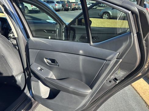 Used 2025 Nissan Sentra S image 13