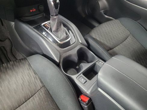 Used 2018 Nissan Rogue SV AWD/4WD image 26