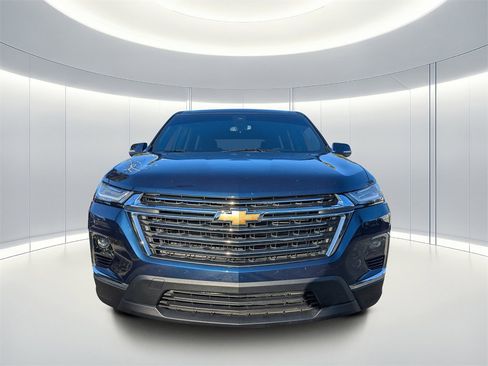 Used 2023 Chevrolet Traverse LT w/ LPO, Floor Liner Package image 7