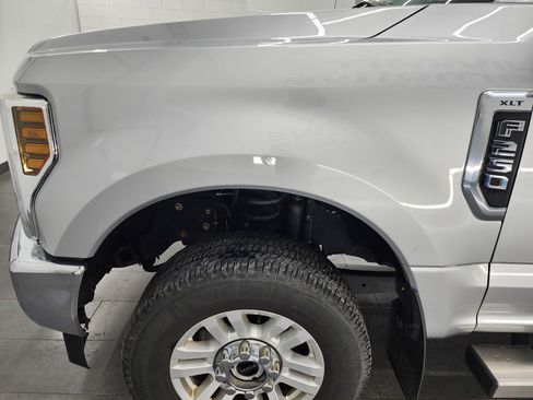 Used 2018 Ford F250 XLT image 33