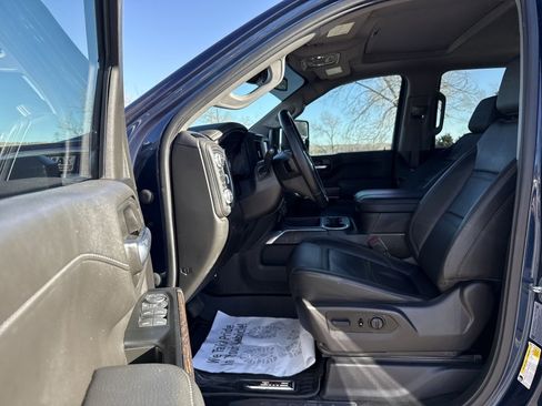 Used 2023 GMC Sierra 2500 Denali image 11