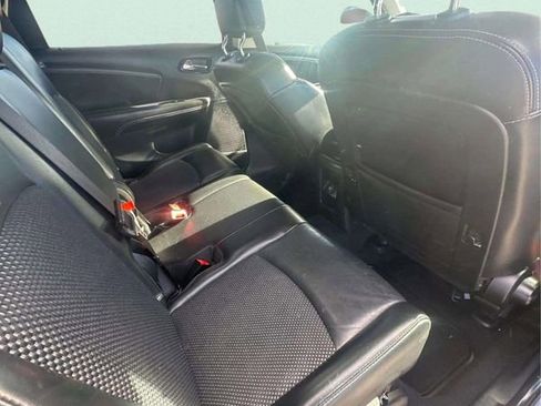 Used 2019 Dodge Journey Crossroad image 9