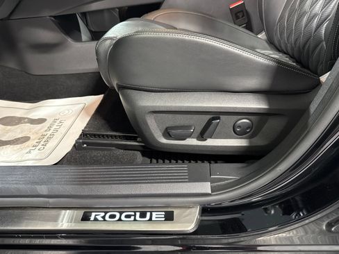 Used 2021 Nissan Rogue Platinum AWD/4WD image 20