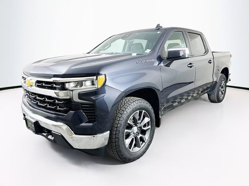 Used 2023 Chevrolet Silverado 1500 LT image 3