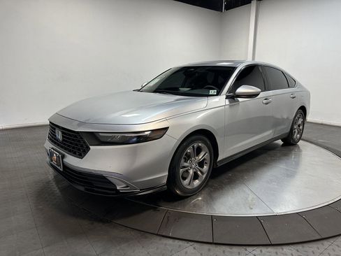 Used 2024 Honda Accord EX image 1