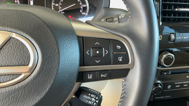 Used 2023 Lexus GX 460 Premium w/ Premium Package AWD/4WD image 13