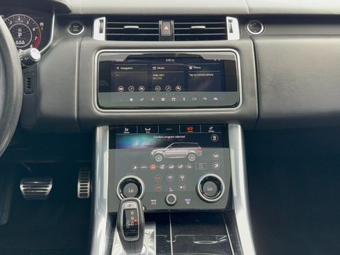 Used 2020 Land Rover Range Rover Sport SVR AWD/4WD image 22
