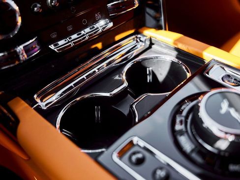 Used 2024 Rolls-Royce Cullinan Black Badge image 74