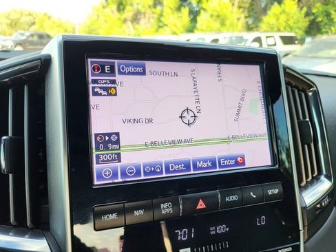 Used 2021 Toyota Land Cruiser Heritage Edition AWD/4WD image 16