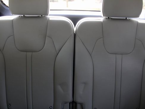 New 2026 Kia Sorento S w/ S Panoramic Sunroof Package image 51