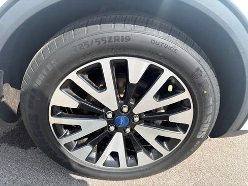 Used 2020 Ford Escape SEL AWD/4WD image 4