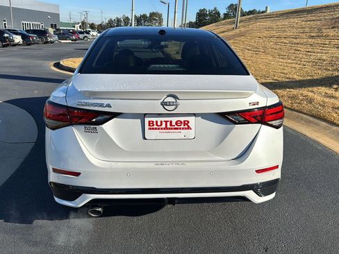Used 2024 Nissan Sentra SR w/ SR Premium Package image 4
