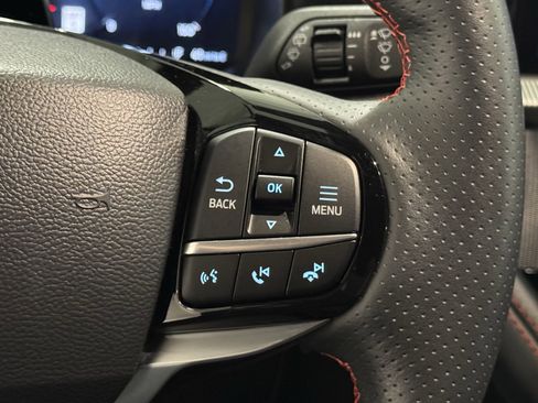 Used 2025 Ford Explorer ST-Line w/ ST-Line Street Pack image 31