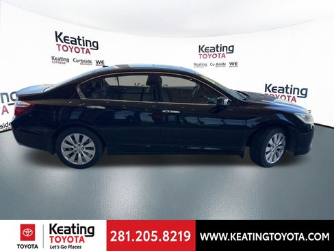 Used 2013 Honda Accord Touring image 2