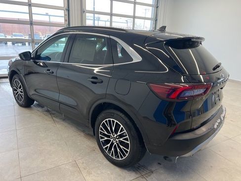 Used 2025 Ford Escape Base image 7