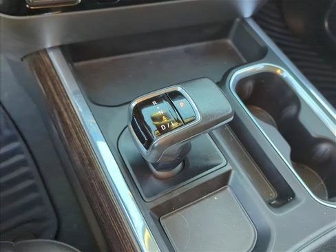 Used 2022 GMC Sierra 1500 Elevation w/ Elevation Premium Package image 20