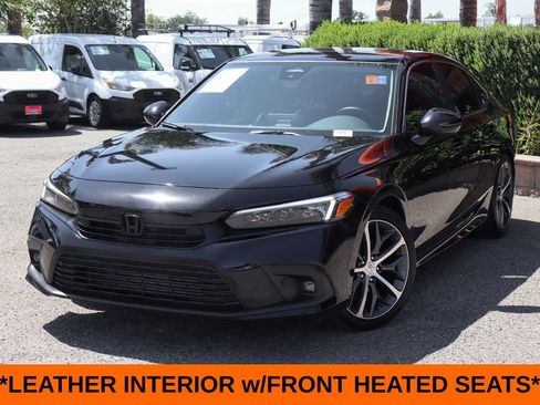 Used 2023 Honda Civic Touring image 4