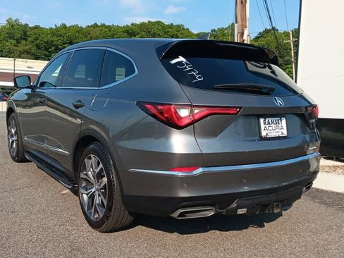 Used 2023 Acura MDX SH-AWD w/ Technology Package image 3