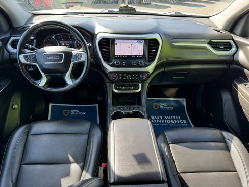 Used 2023 GMC Acadia SLT image 19