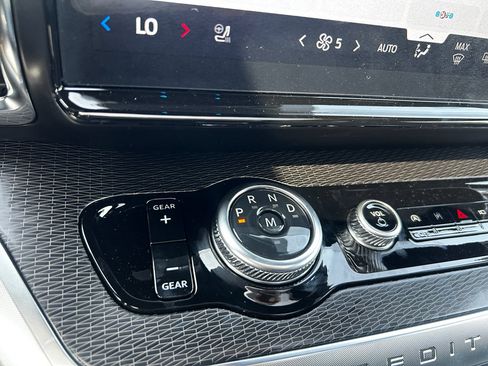 New 2026 Ford Expedition Max Platinum AWD/4WD image 16