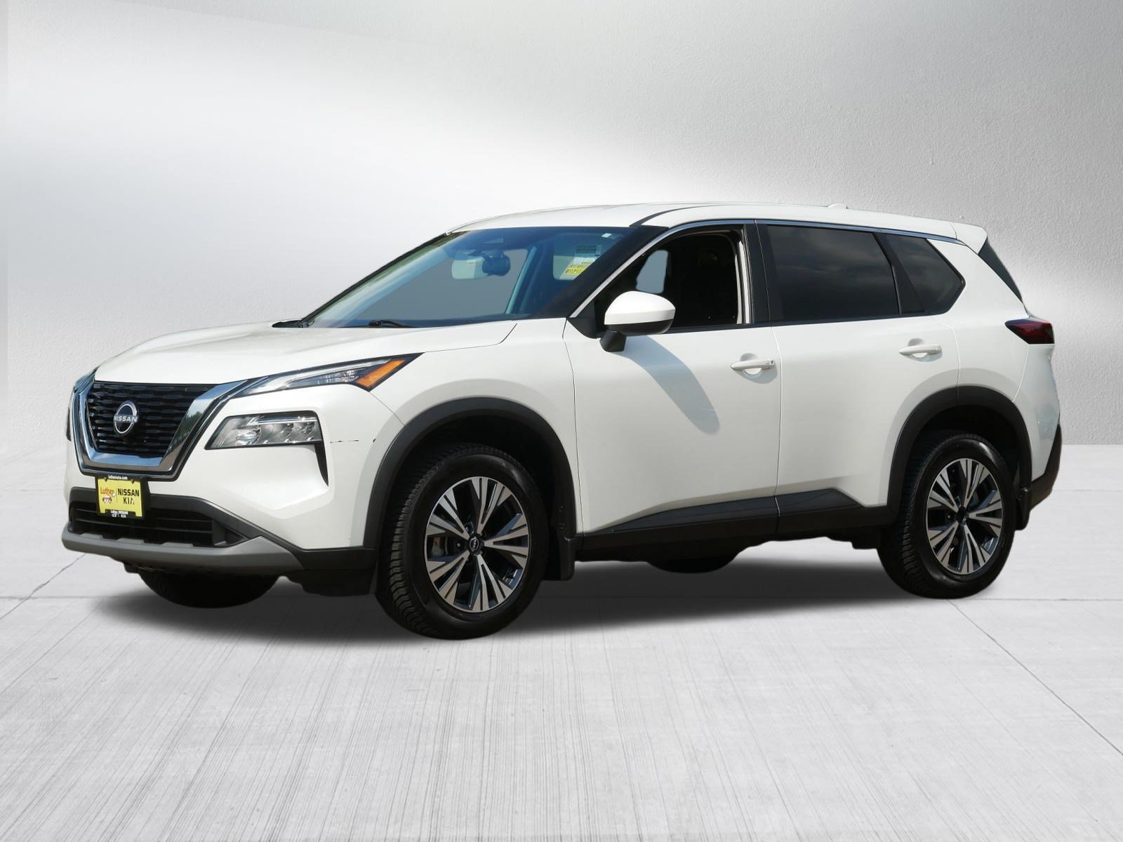 Certified 2023 Nissan Rogue SV AWD/4WD image 3