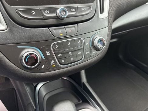 Used 2023 Chevrolet Malibu LT image 23