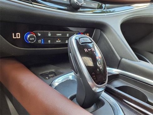 Used 2021 Buick Enclave Avenir w/ Avenir Technology Package image 23