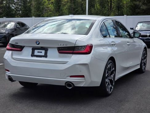 Used 2025 BMW 330i xDrive Sedan w/ M Sport Package AWD/4WD image 5