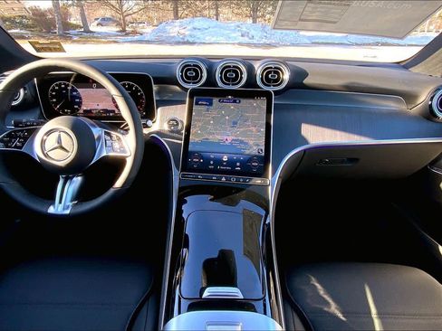 New 2026 Mercedes-Benz GLC 300 4MATIC image 5