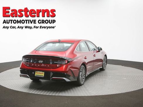 Used 2025 Hyundai Sonata SEL FWD image 39