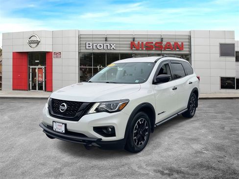 Used 2020 Nissan Pathfinder SV w/ Rock Creek Edition image 4