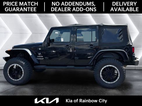 Used 2012 Jeep Wrangler Unlimited Sport image 7
