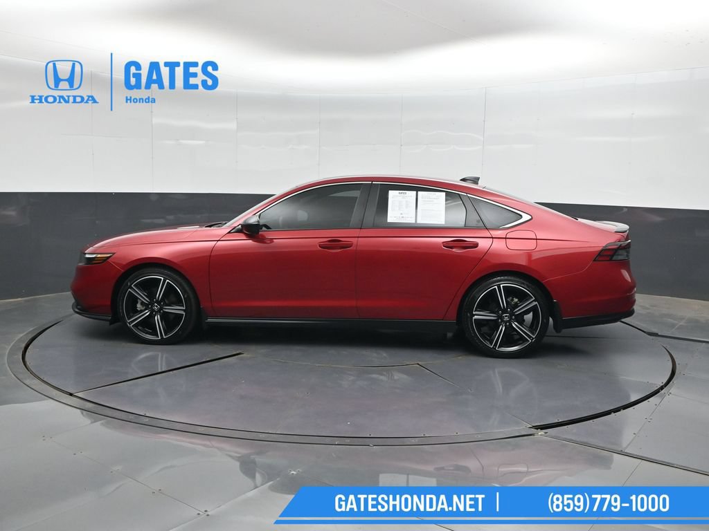 Used 2023 Honda Accord Sport image 7