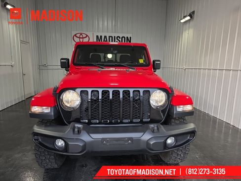 Used 2022 Jeep Gladiator Willys image 5