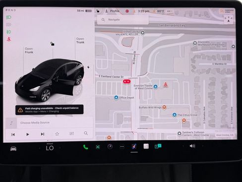 Used 2022 Tesla Model Y Long Range AWD/4WD image 32