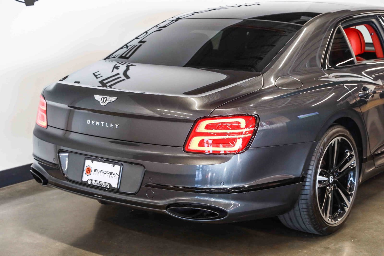 Used 2021 Bentley Flying Spur W12 AWD/4WD image 20