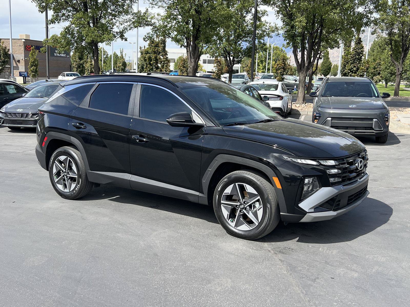 Certified 2025 Hyundai Tucson SEL AWD/4WD image 31