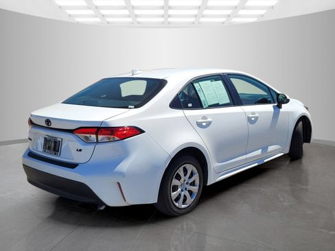 Used 2023 Toyota Corolla LE w/ Carpet Mat Package (TMS) FWD image 5